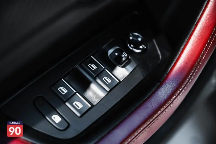Peugeot 5008 2021 - صورة 18