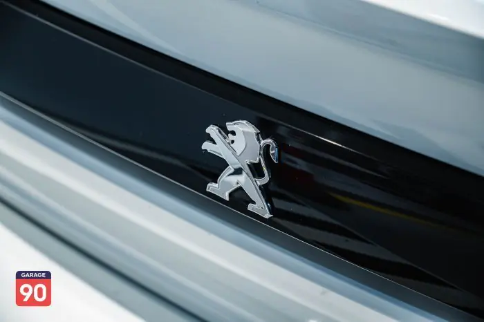 Peugeot 5008 2021 - صورة 10