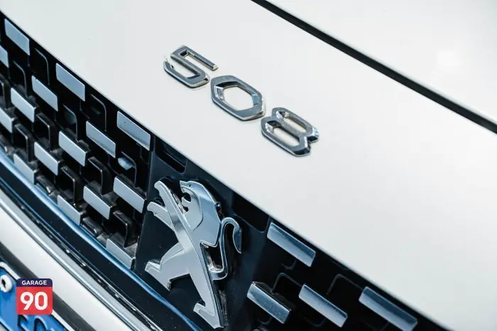 Peugeot 5008 2021 - صورة 9