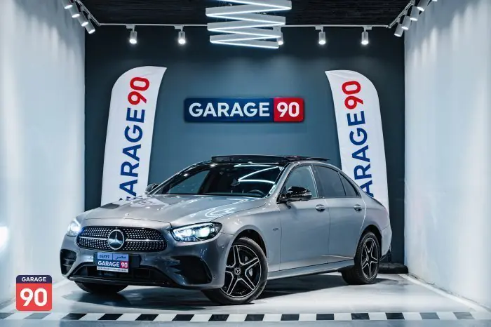 Mercedes-Benz E300 2021 - صورة 2
