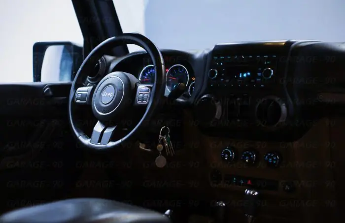 Jeep Wrangler 2015 - صورة 12