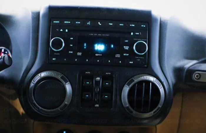 Jeep Wrangler 2015 - صورة 10