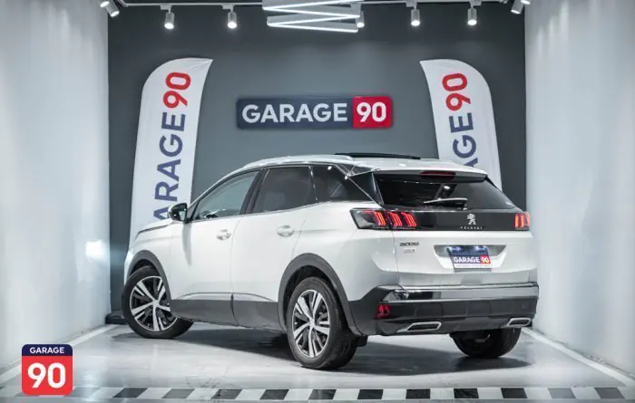 Peugeot 3008 2021 - صورة 6