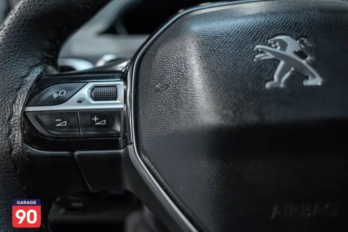 Peugeot 3008 2021 - صورة 17