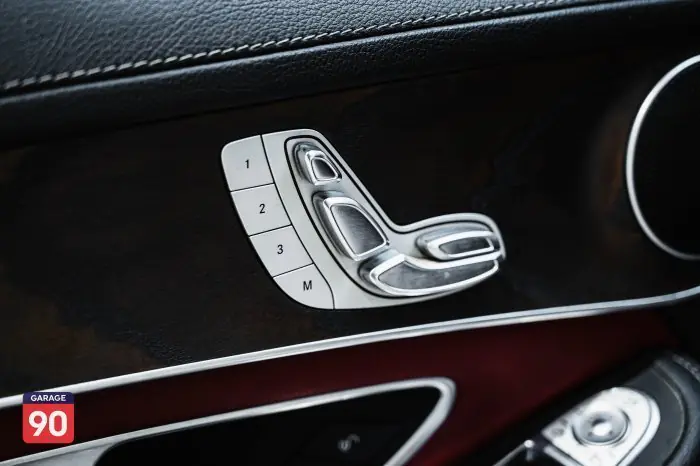 Mercedes-Benz GLC250 2018 - صورة 14