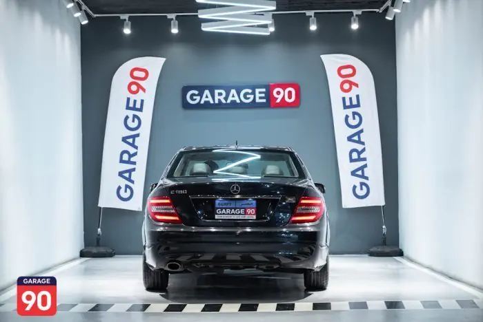 Mercedes-Benz C180 2014 - صورة 4