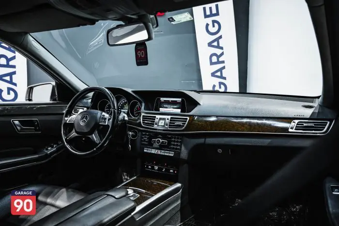 Mercedes-Benz E200 2015 - صورة 16