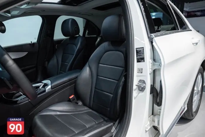 Mercedes-Benz C180 2019 - صورة 9
