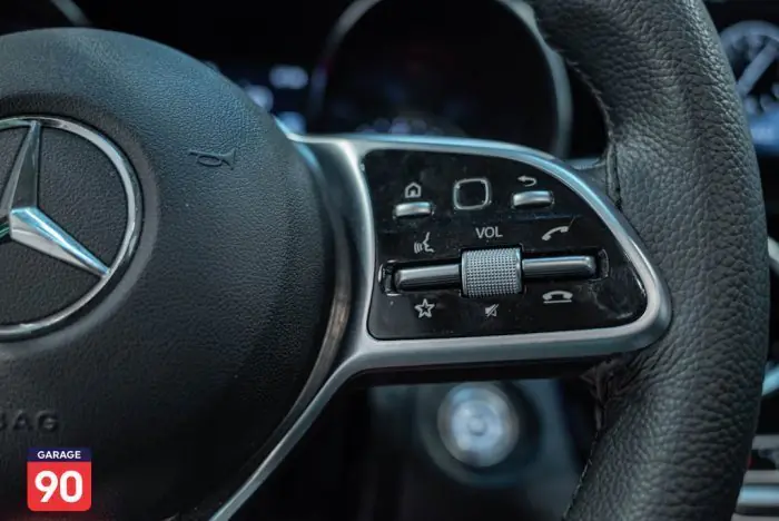Mercedes-Benz C180 2019 - صورة 11