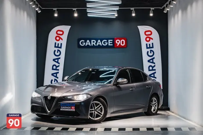 Alfa Romeo Giulia 2020 - صورة 2