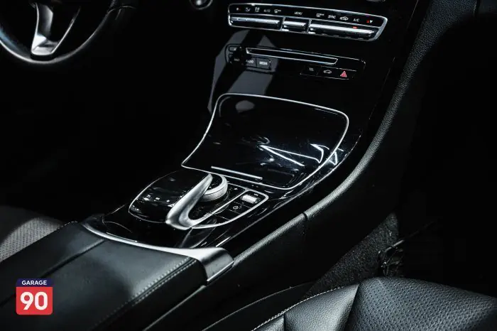 Mercedes-Benz C180 2017 - صورة 15