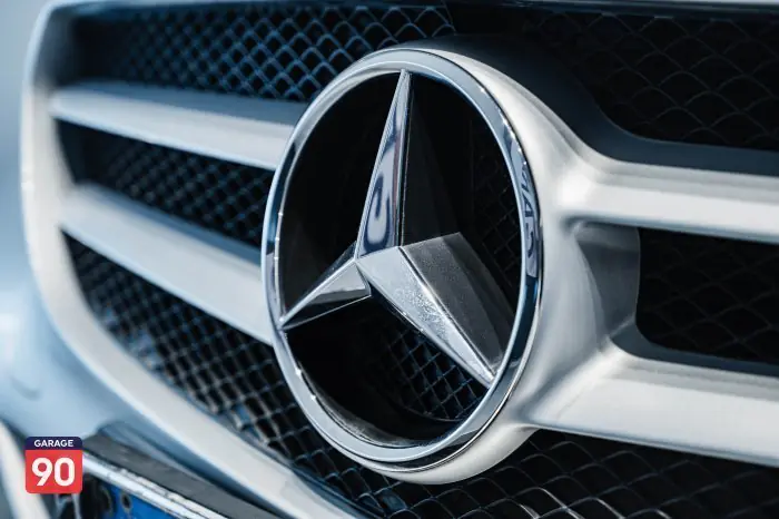 Mercedes-Benz C180 2017 - صورة 9