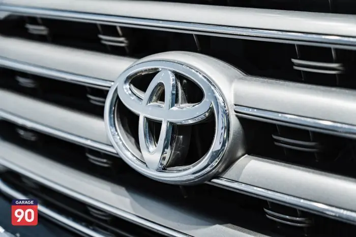 Toyota Land Cruiser 2011 - صورة 8