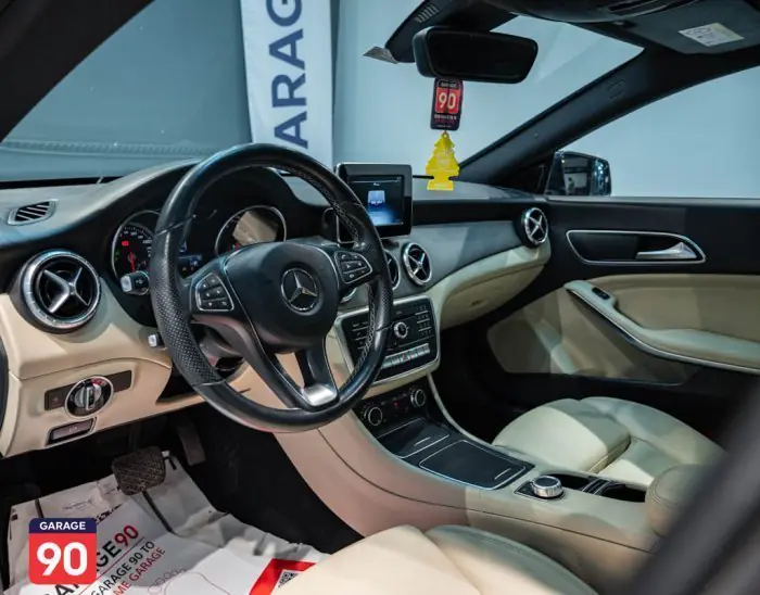 Mercedes-Benz CLA180 2019 - صورة 13