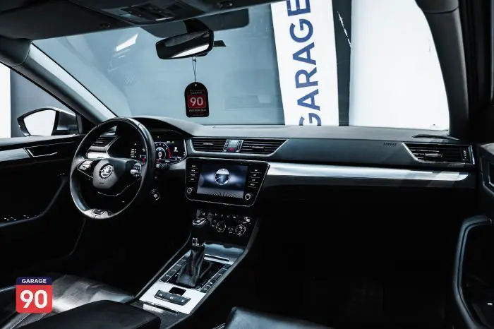 Skoda superb 2021 - صورة 11