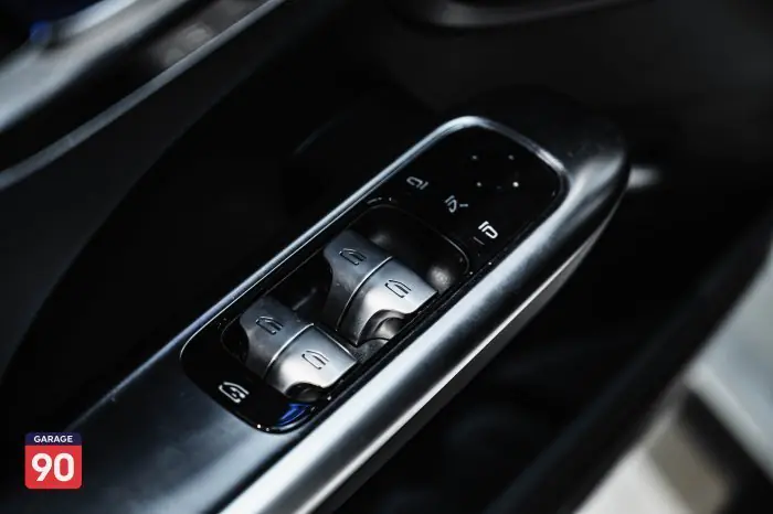 Mercedes-Benz C180 2022 - صورة 14