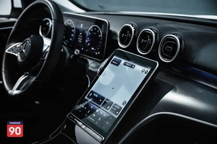 Mercedes-Benz C180 2022 - صورة 11