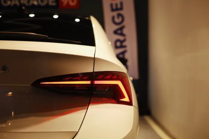 Skoda Octavia 2021 - صورة 20