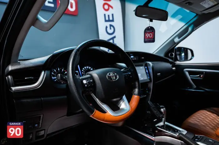 Toyota Fortuner 2019 - صورة 8