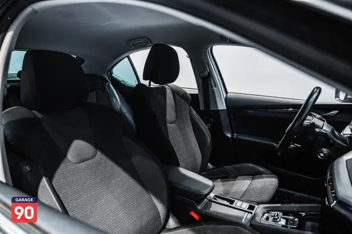 Skoda Octavia 2022 - صورة 15