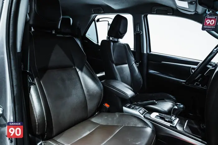 Toyota Fortuner 2019 - صورة 17