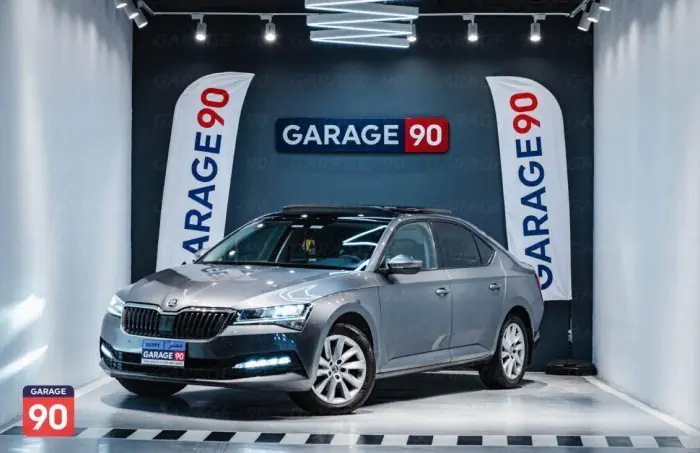 Skoda superb 2022 - صورة 2