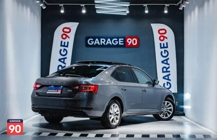 Skoda superb 2022 - صورة 6