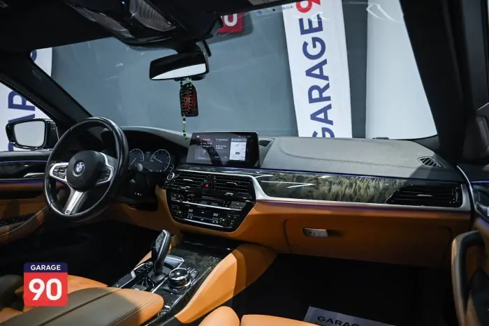 bmw 530i 2019 - صورة 15