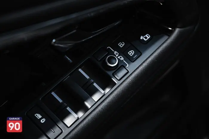 Land Rover Evoque 2021 - صورة 17