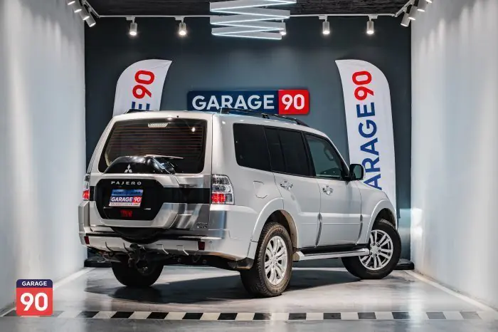 Mitsubishi Pajero 2022 - صورة 6