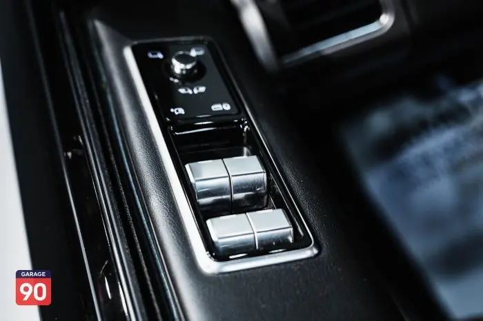 Land Rover Sport 2022 - صورة 17