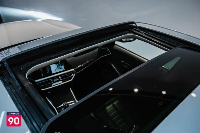 bmw 320i 2020 - صورة 8