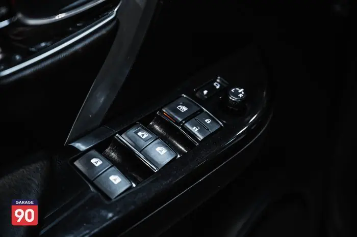 Toyota Fortuner 2020 - صورة 19