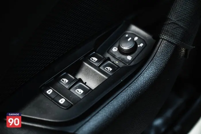 Skoda Octavia 2022 - صورة 17