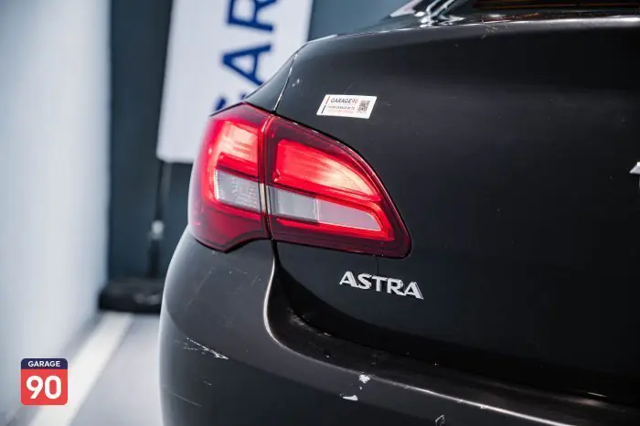 Opel Astra 2021 - صورة 10