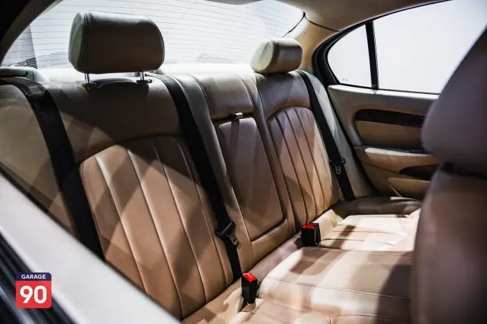 Jaguar X-Type 2004 - صورة 17