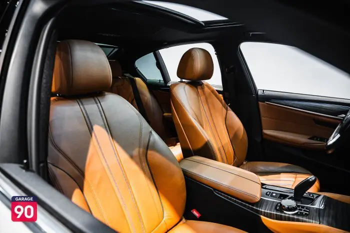 bmw 520i 2020 - صورة 16