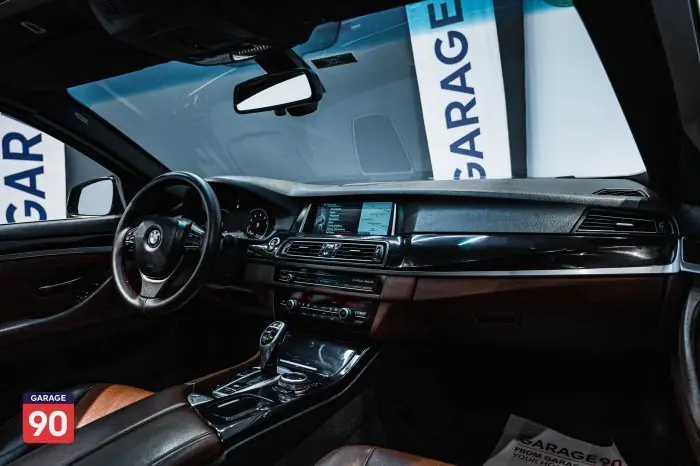 bmw 528i 2014 - صورة 14