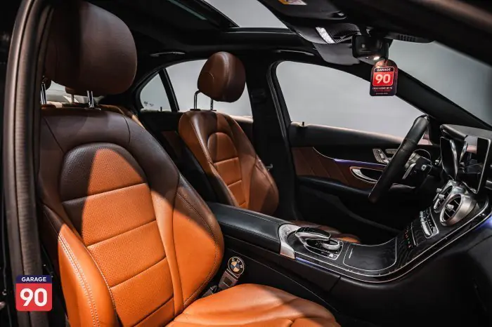 Mercedes-Benz C200 2019 - صورة 15