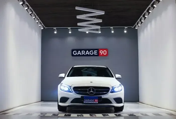 Mercedes-Benz C200 2020