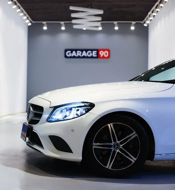 Mercedes-Benz C200 2020 - صورة 7