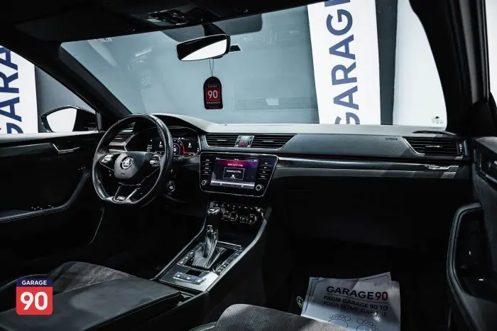Skoda superb 2021 - صورة 9