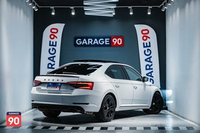 Skoda superb 2021 - صورة 6