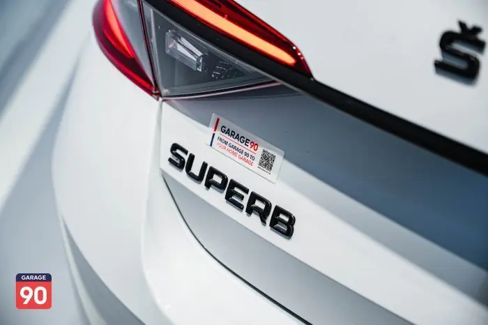 Skoda superb 2021 - صورة 8