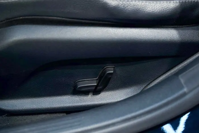 Mercedes-Benz C180 2018 - صورة 13