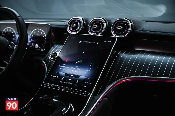 Mercedes-Benz GLC300 2023 - صورة 15