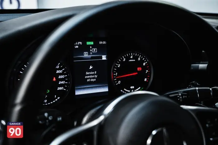 Mercedes-Benz GLC200 2021 - صورة 13