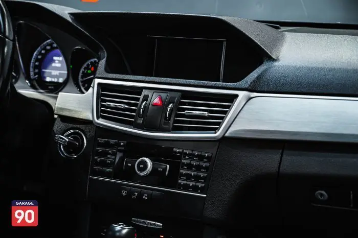 Mercedes-Benz E250 2011 - صورة 14