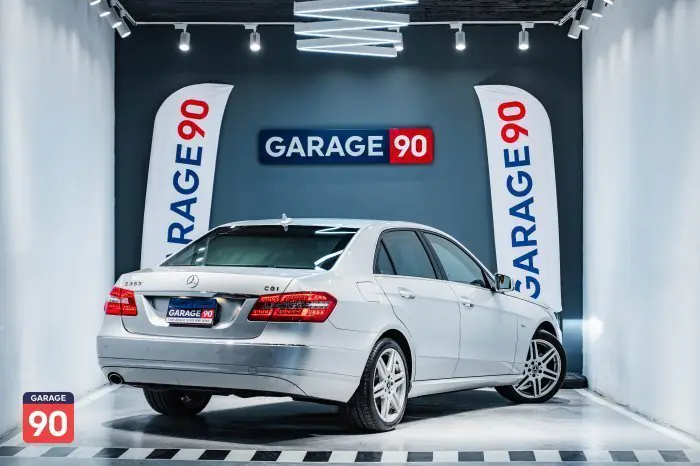 Mercedes-Benz E250 2011 - صورة 6