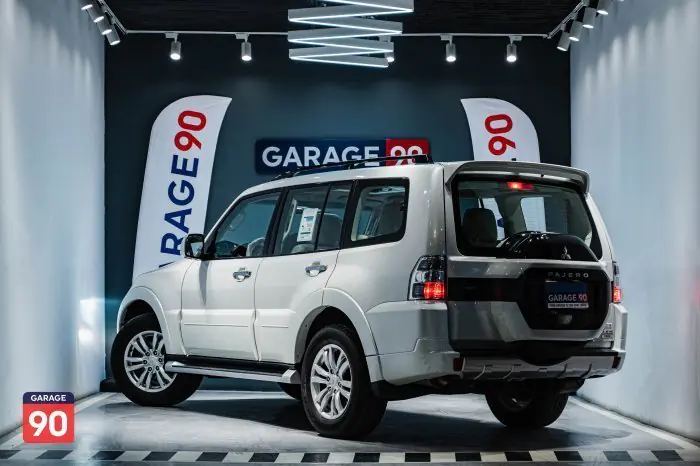 Mitsubishi Pajero 2017 - صورة 6